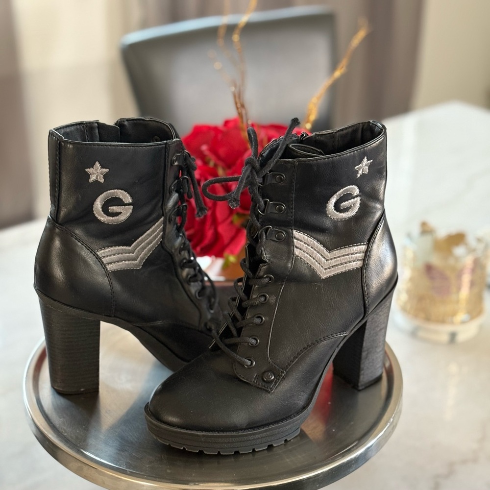 Guess boots with lace sock high . Very comfortable.